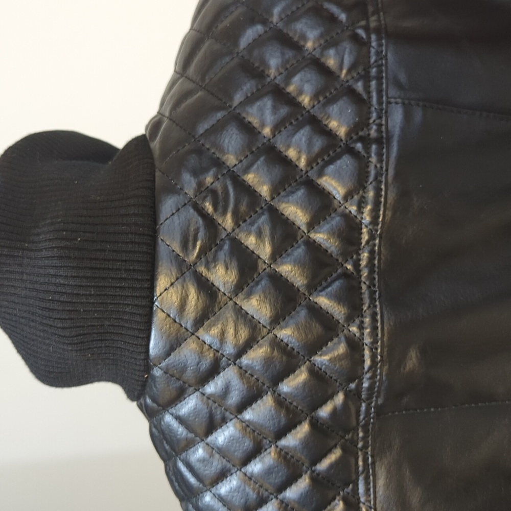 Leather jacket - Picture 11 of 14